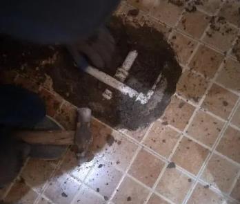 沈阳卫生间漏水维修公司为您分享下卫生间渗水如何处理及注意事项